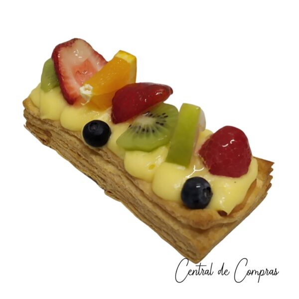 Hojaldre Crema Fruta